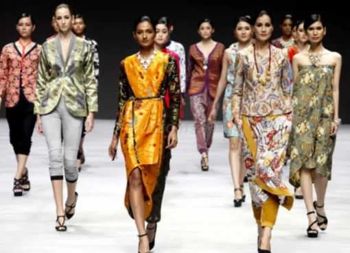 Fashion Fusion, Bank Indonesia Dan Desainer Berkolaborasi Di Kelana Wastra Fashion Fest 2024